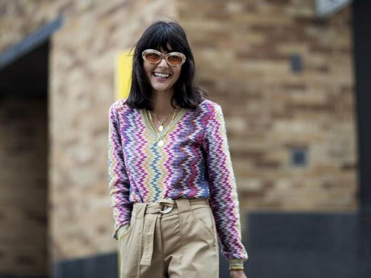 Haz click en la imagen para descubrir otros 7 productos de pelo rebajados con los que eliminar el encrespamiento y conseguir una melena suave al instante.