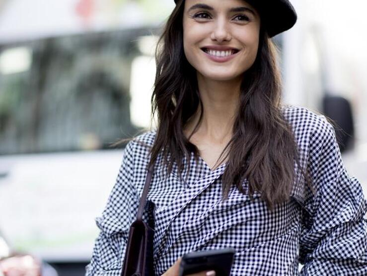 Fotos: Apuesta por los cuadros vichy: camisas, vestidos, faldas y accesorios de Mango con el estampado tendencia más bonito de la primavera