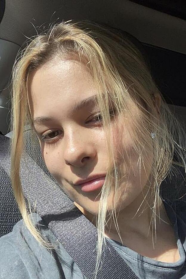 Así es el cambio de look de Manuela Sánchez.