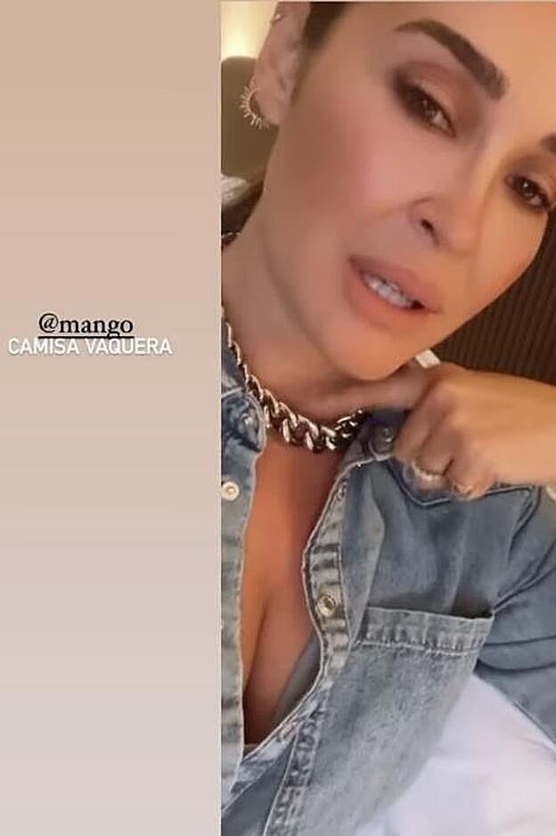 Vicky Martín Berrocal enseña su camisa vaquera de Mango y explica con qué la ha combinado.