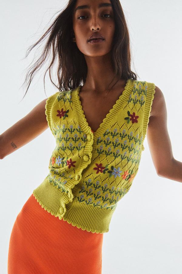 Chaleco de punto en tonos verdes de Zara (22,99 euros)