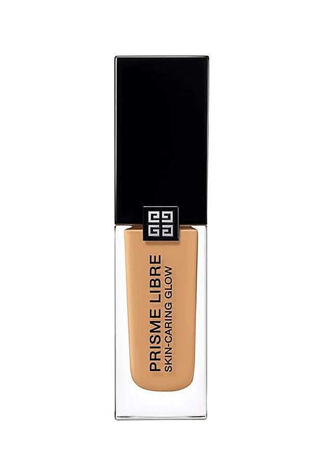 Base de maquillaje hidratante Prisme Libre Foundation Skin-Caring Glow de Givenchy.