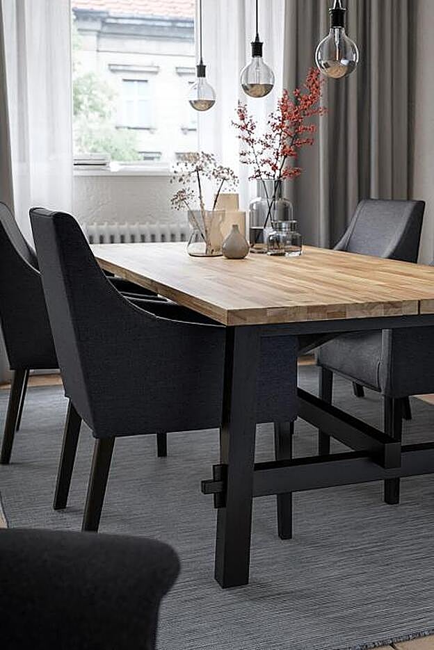 Mesa de comedor modelo Skogsta.