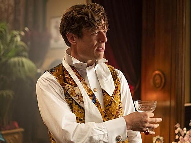 James Norton en una secuencia de 'The Nevers'.