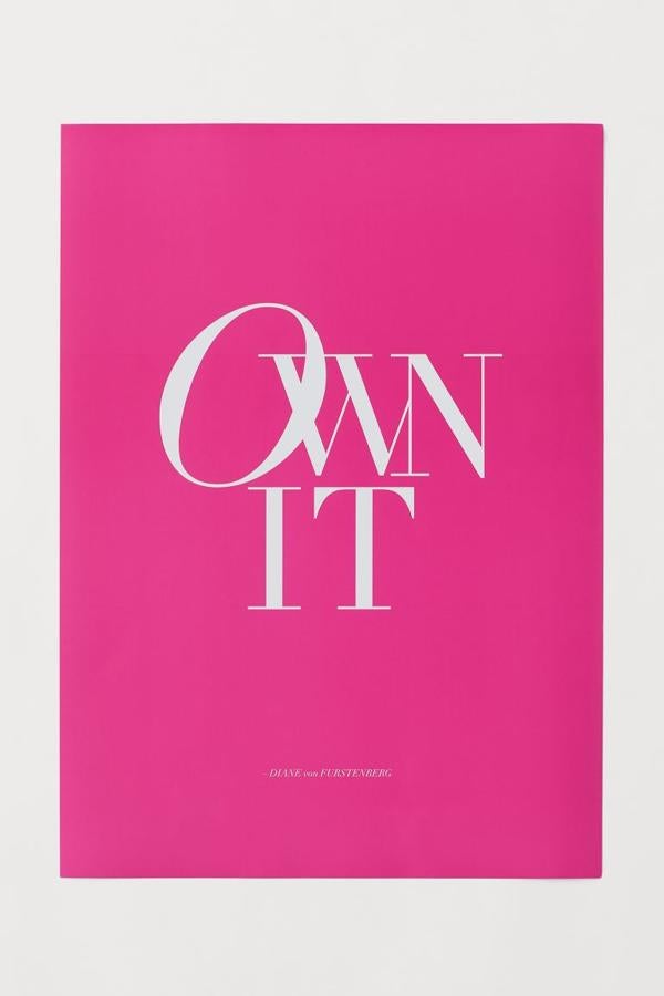 Este colorido póster con mensaje de la colección deco de Diane Furstenberg x H&M Home cuesta 19.99 euros.