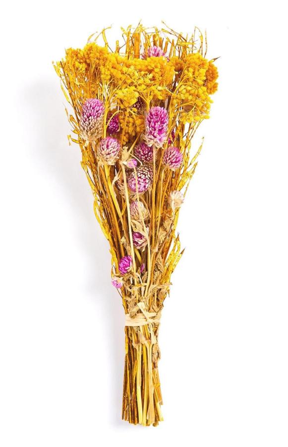 Disponible en varios colores, este ramillete pequeño de flores secas tiene un precio de 4 euros.