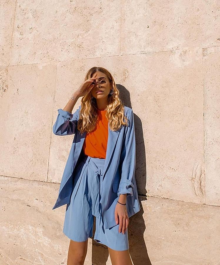 Este traje de Primark con blazer oversize y bermudas fluidas es súper favorecedor y 100% tendencia.