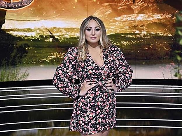 Rocío Flores con vestido de Sésamo by Marta (31,50€)