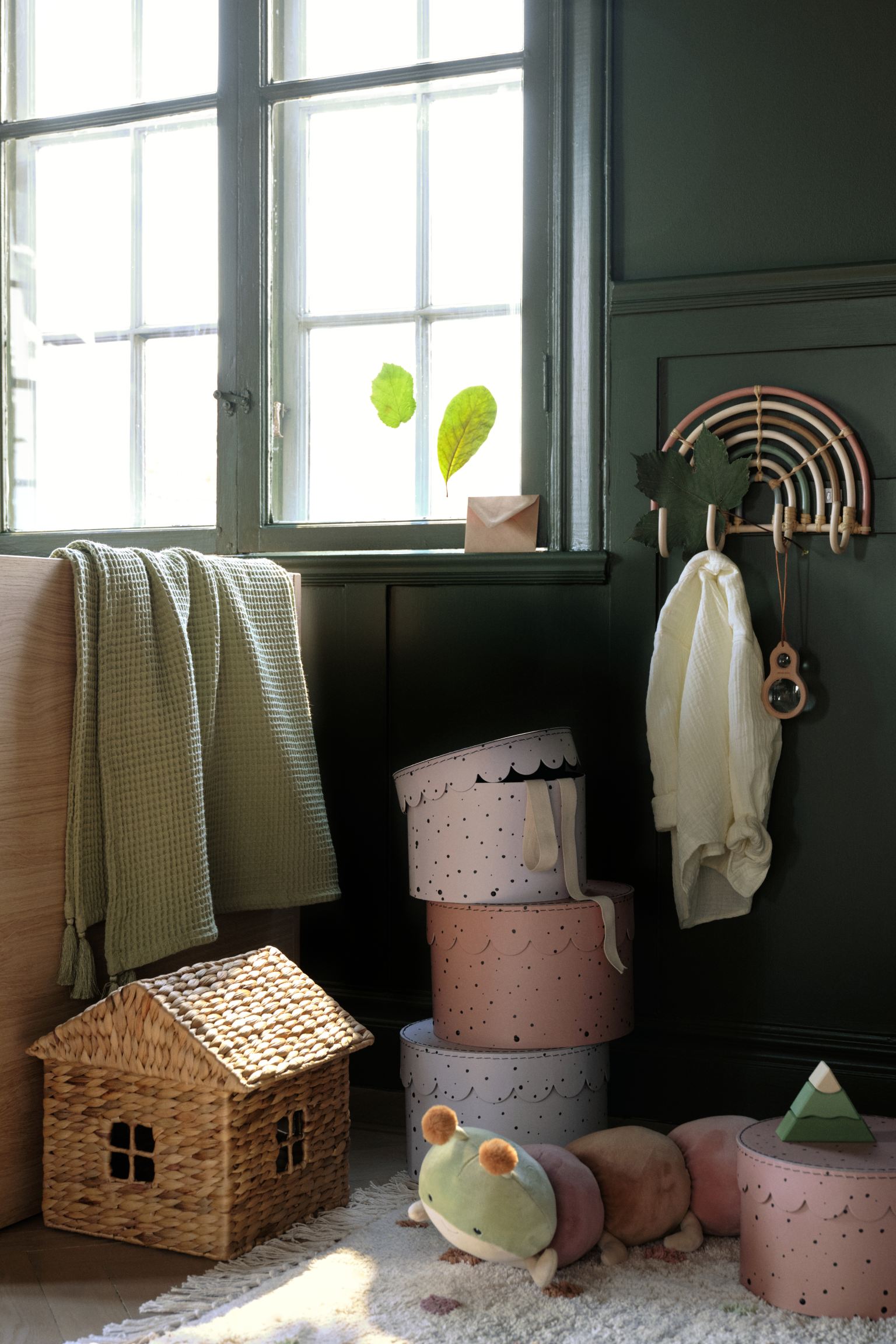 Al igual que estos conjuntos de cajas, que se venden en H&M Home en packs de dos por 19.99 euros.