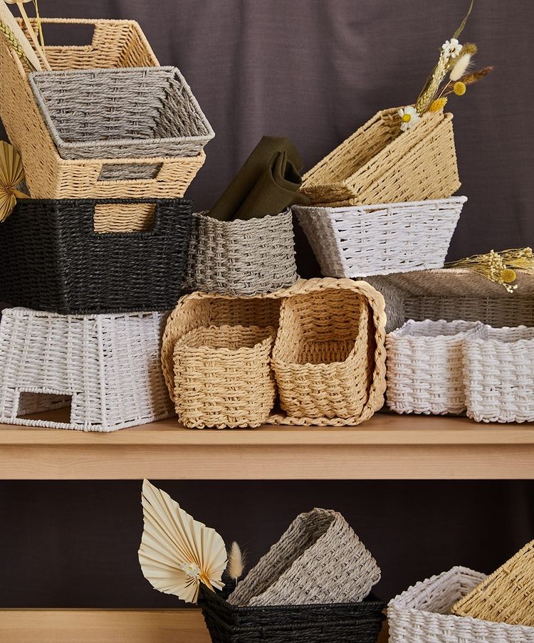 En Primark Home encontramos un sinfín de cestos de diferentes colores y tamaños desde 2 euros, perfectos para organizar pequeños complementos en el armario, la ropa interior en los cajones e, incluso, nuestros productos 'beauty'.