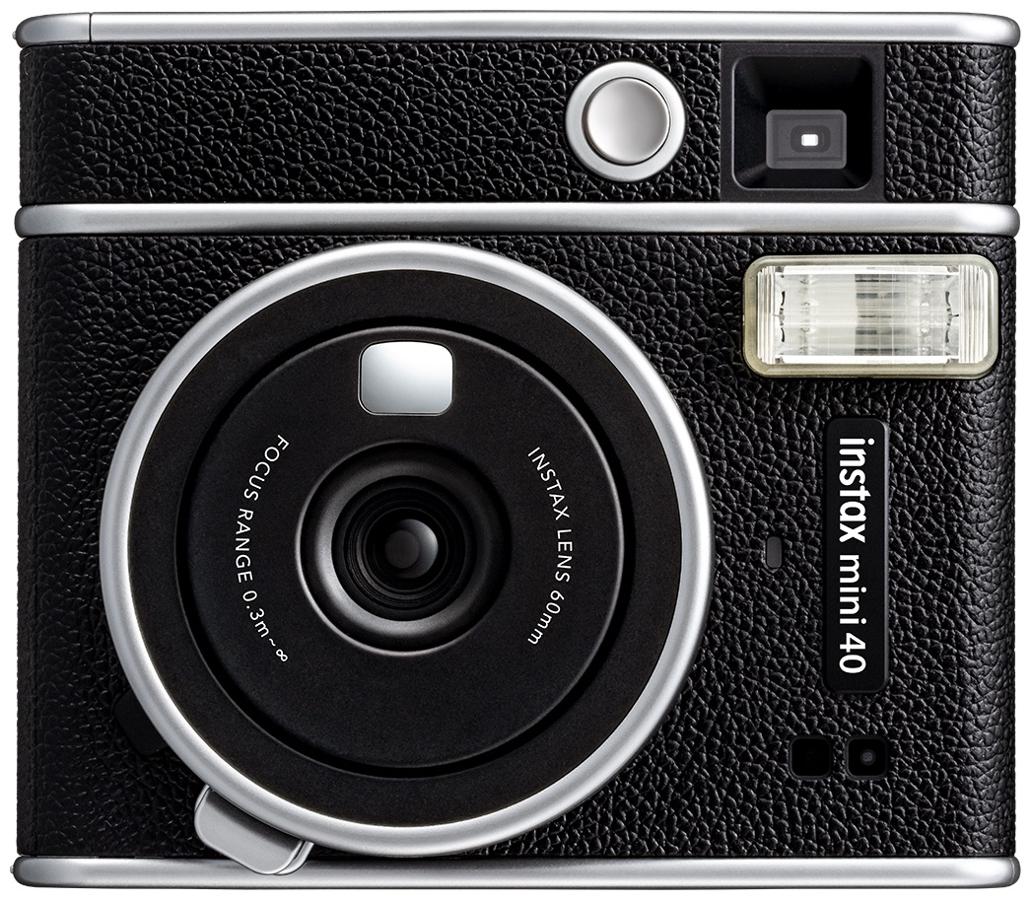 Con su aspecto retro, la cámara de fotos instantánea Instax Mini 40 (99,99 €)se encarga de crear recuerdos tangibles (e irrepetibles) de tus mejores momentos.