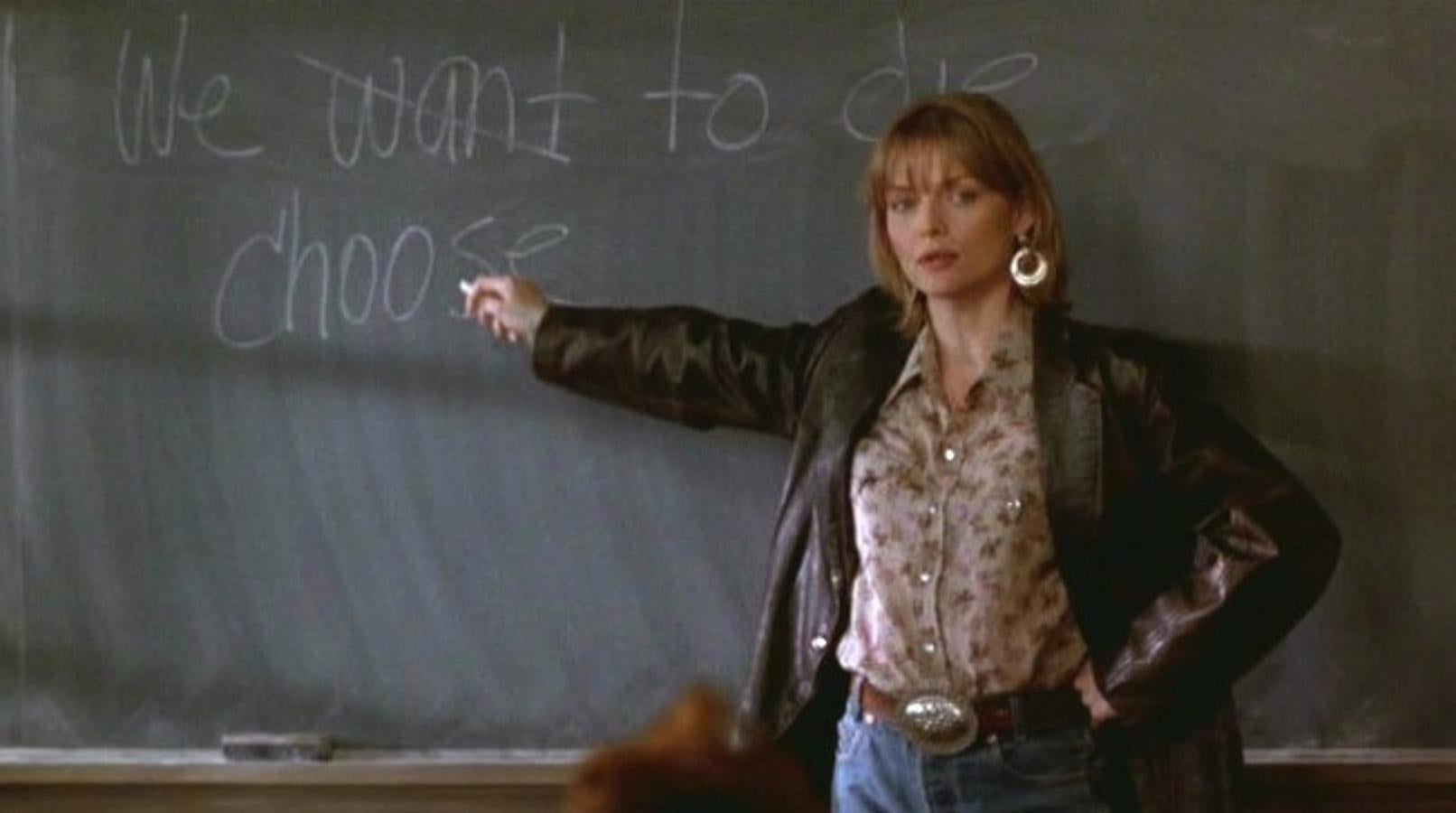 ¿Alguien puede pensar en Mentes peligrosas (1995) y no canturrear mentalmente el tema principal de la banda sonora de Gangsta’s Paradise?