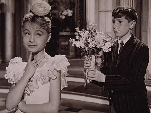 Pepa Flores encarnando a Marisol en una de sus películas.