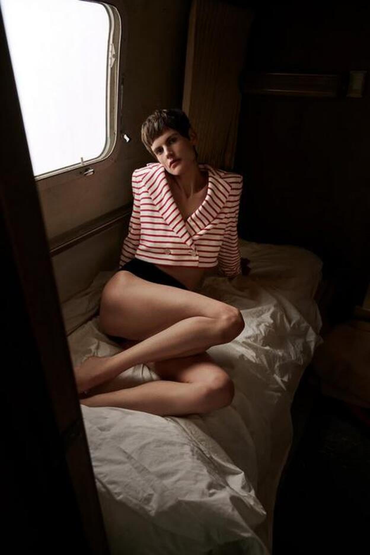 Pincha en la imagen para descubrir las blazers que mejor sientan y podrás combinar con todos tus looks esta primavera.