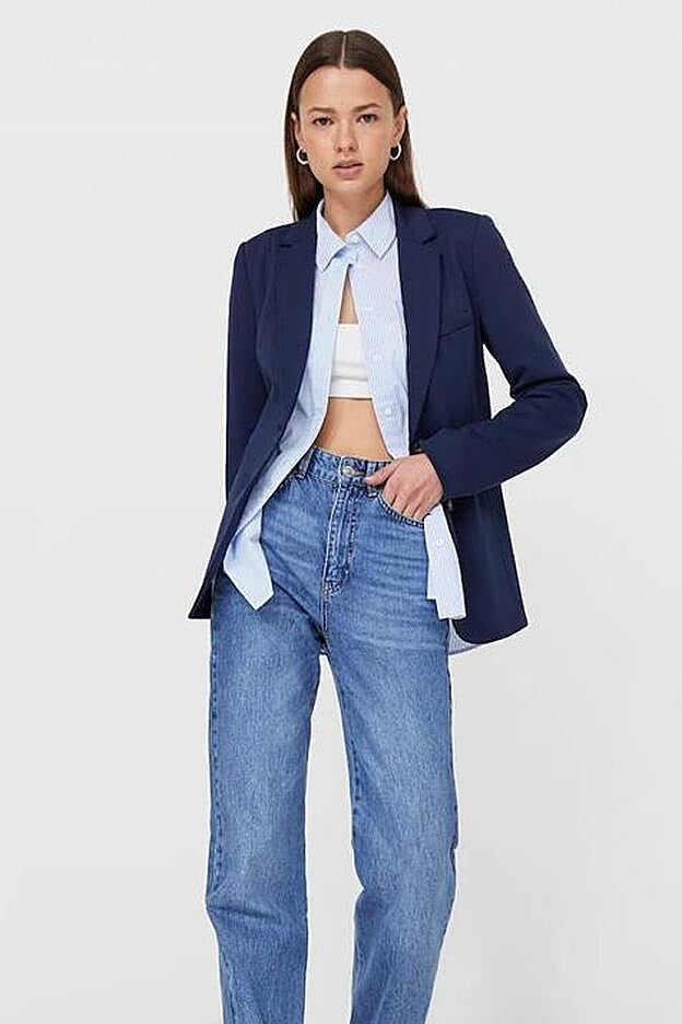 La blazer básica es sencilla a la par que elegante