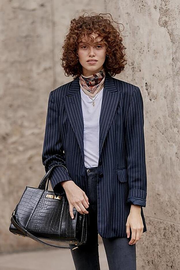 Por qué es bueno utilizar un turbante para secar la melena a la hora de conseguir unos rizos cuidados y definidos