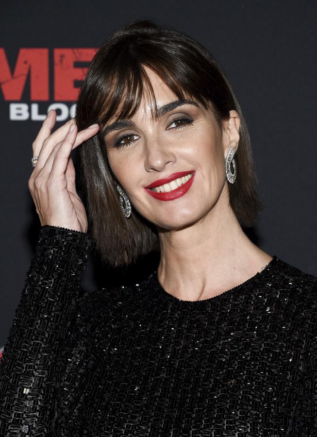 Antes, también llevó esta versión del bob ligeramente más corta que acompañó de un flequillo más corto desfilado y abierto.