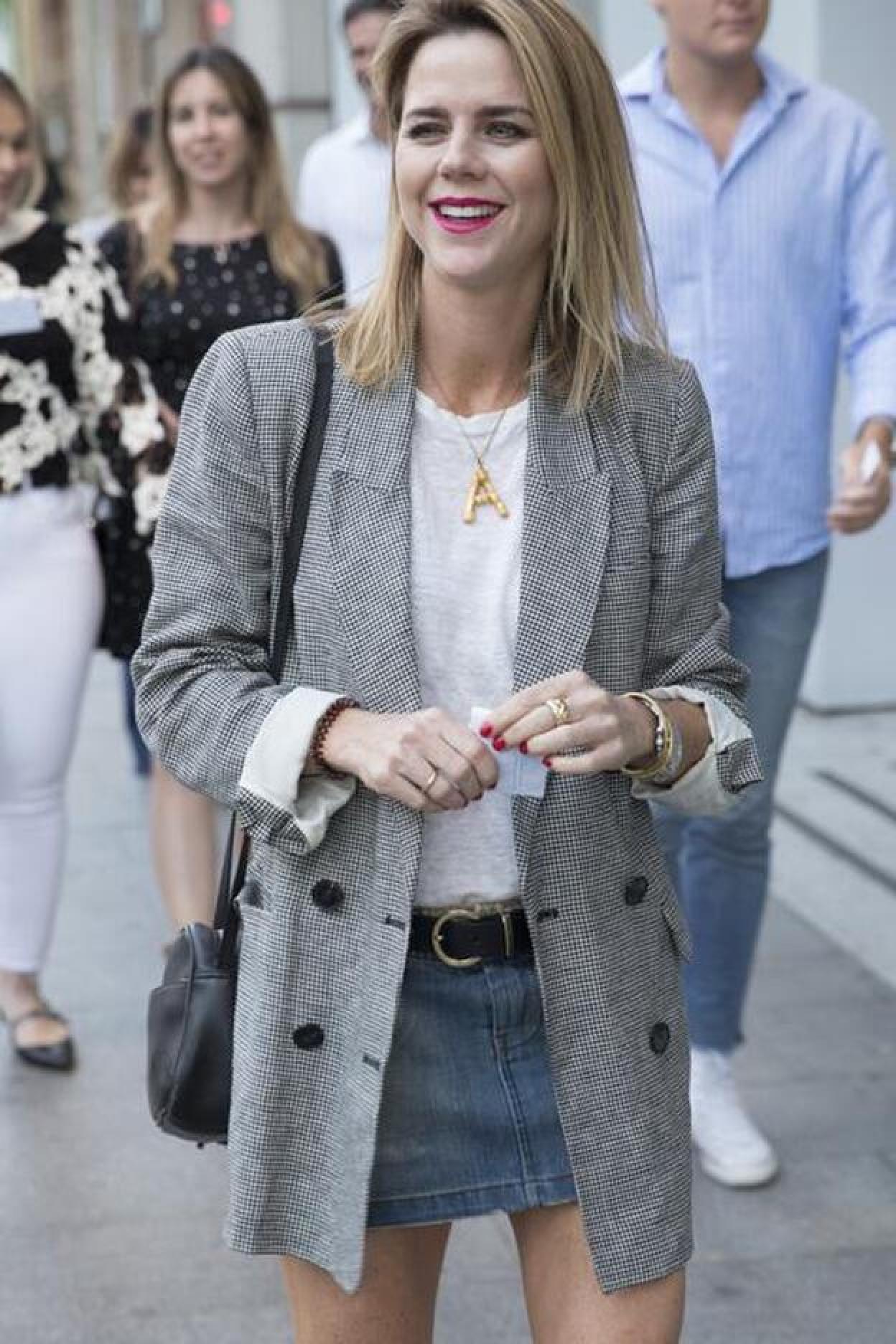 Pincha en la imagen y descubre otras prendas de la nueva colección de Sfera que sientan como un guante y que no te vas a querer quitar esta temporada.