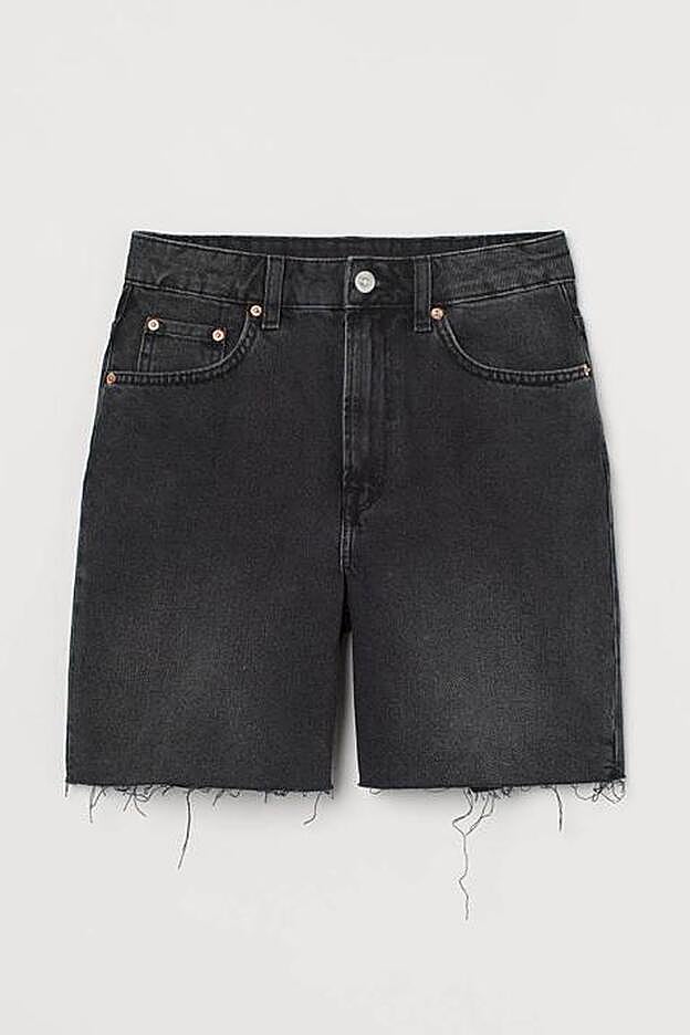 Creemos que las bermudas negras no tardarán en agotarse