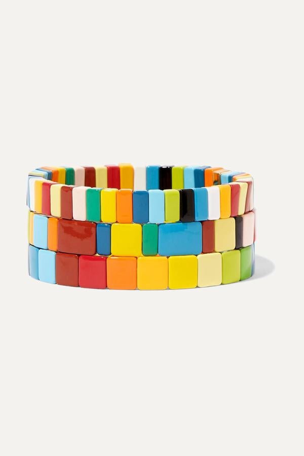 Pulsera elástica, de Roxanne Assoulin (187 €).