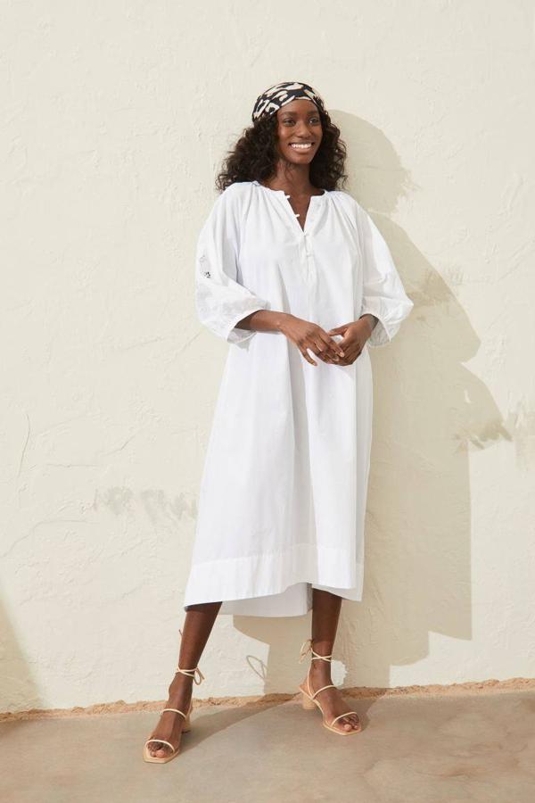 Caftán midi de algodón con manga larga, de H&M (49,99 €).