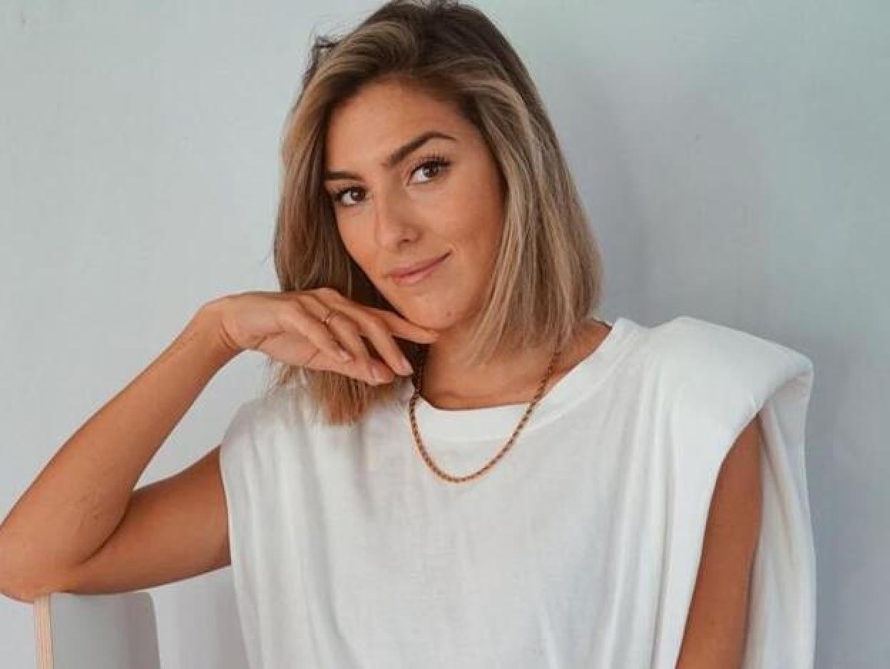 Pincha en la imagen apra ver el corte bob es el que más rejuvenece y sienta genial a las mujeres de más de 40 porque da movimiento y volumen al cabello.