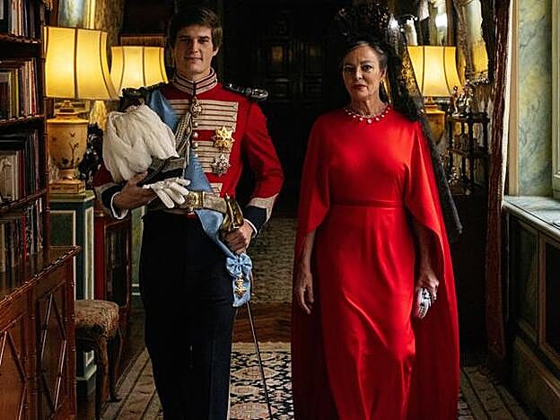 Matilde Solís, la madre de Fernando y Carlos Fitz-James Stuart que se ha convertido en la discreta madrina perfecta: denuncias de abuso a su psiquiatra, un intento de suicidio y dos matrimonios fallidos