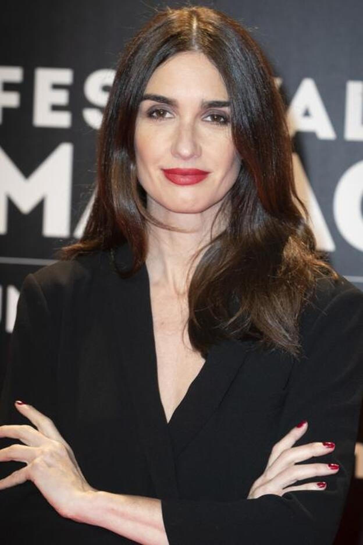 El pixie, el bob rejuvenecedor con flequillo cortina o la melena XL: Pincha en la imagen para ver todos los cambios de looks que se ha hecho Paz Vega.
