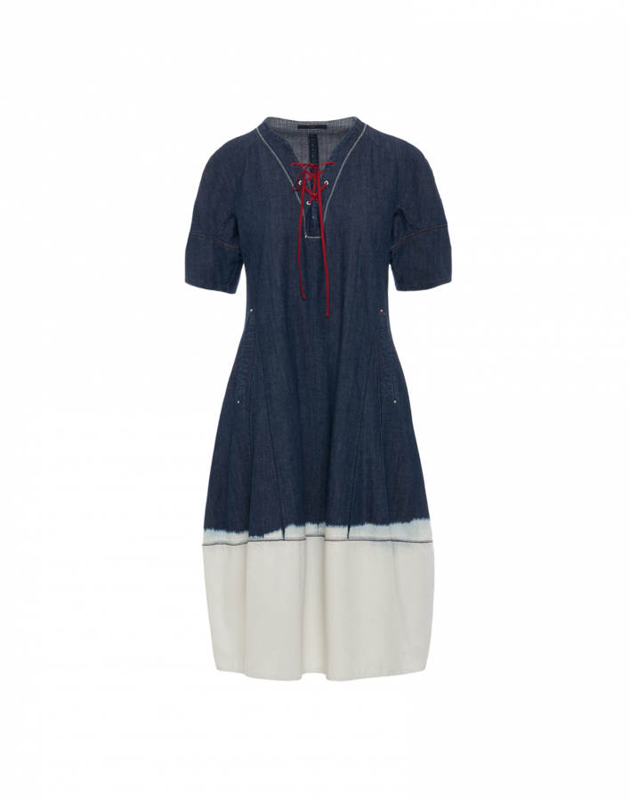 De High (440 euros).