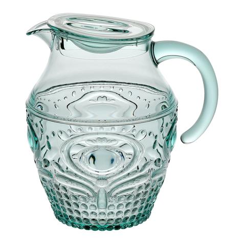 Con el calor, hay que beber mucha agua. Prepara una rica limonada para tus invitados y sírvela en una jarra como esta. Cuesta 15,95 euros.