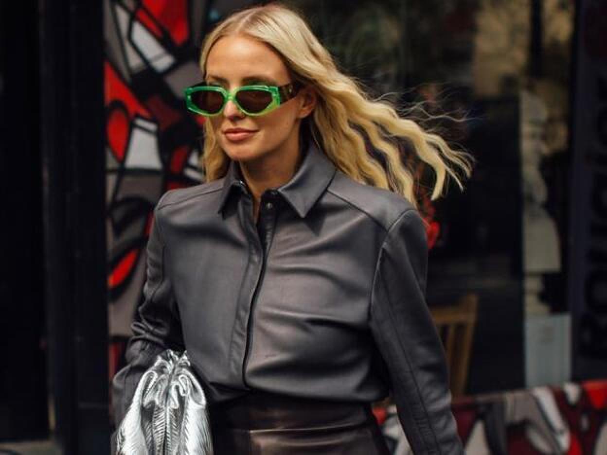 Pincha en la imagen para conocer los mejores sérums con ácido hialurónico para restaurar el cabello dañado.