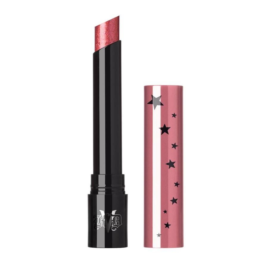 Las sombras en stick son uno de los grandes aliados a la hora de realizar un maquillaje exprés. Dazzle Stick de KDV Beauty cuenta con una fórmula vegana de larga duración que proporciona una sensación refrescante. Está disponible en seis tonos que proporcionan una alta pigmentación. (21,99 euros)