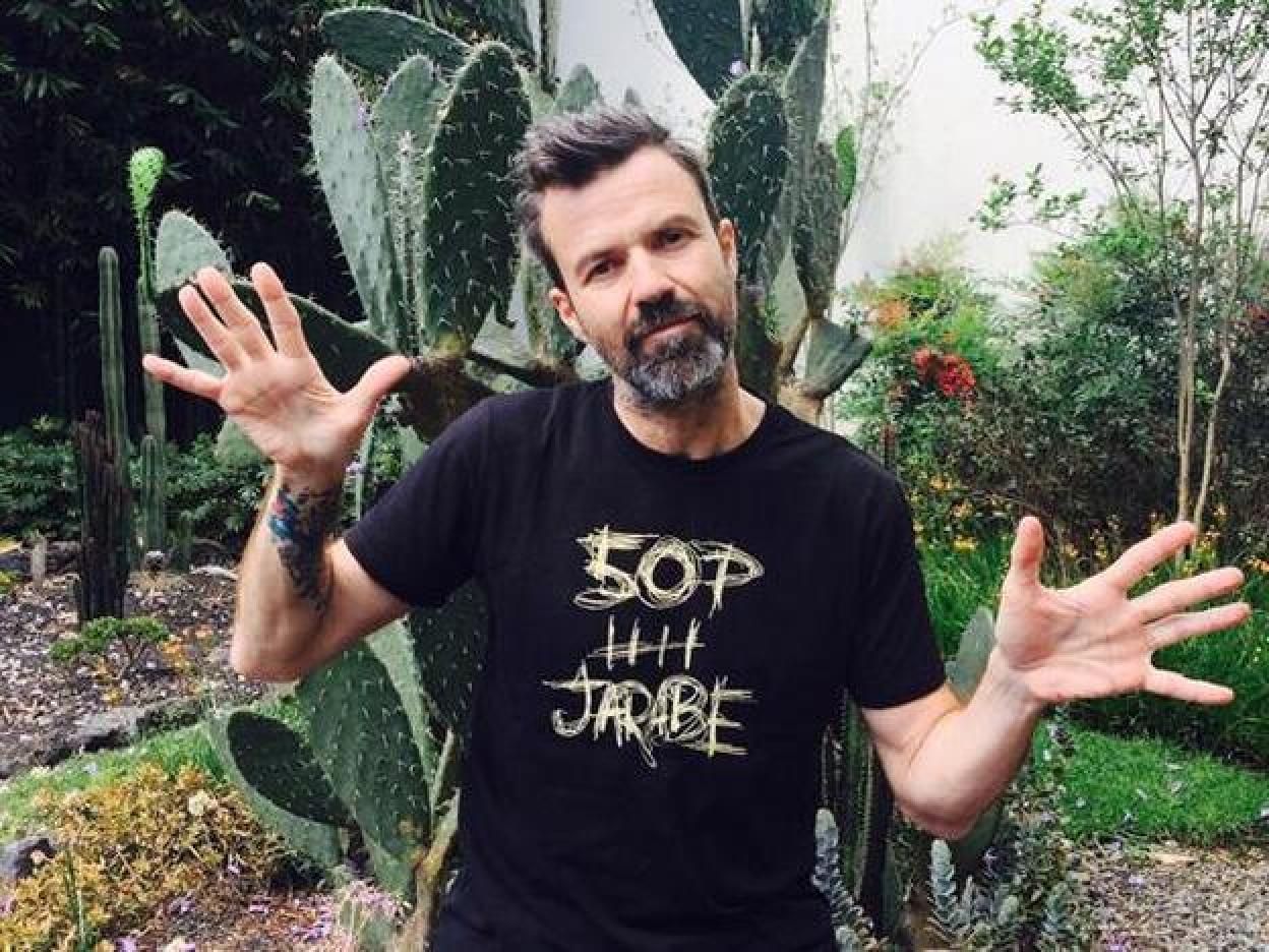 Pincha sobre la imagen para ver nuestro pequeño homenaje a los famosos que nos dejaron en 2020.