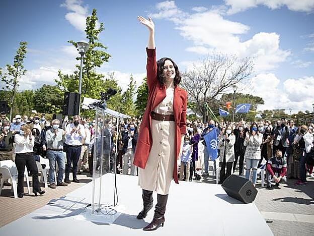 Isabel Díaz Ayuso, en uno de los últimos actos de la campaña electoral.