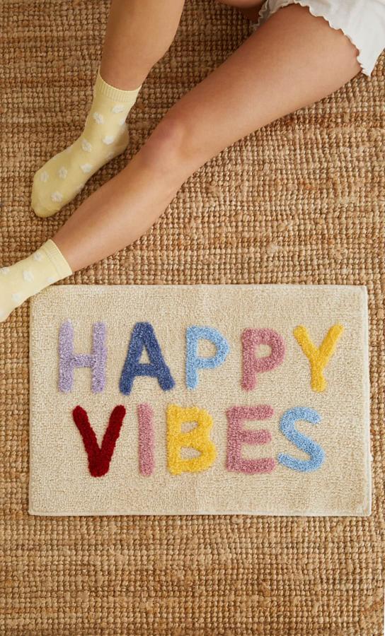 Alfombra Happy Vibes (12,99 euros).
