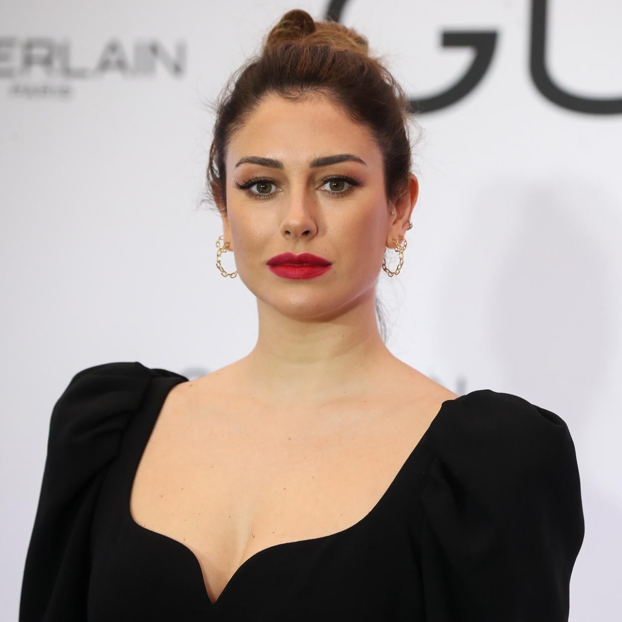 El bolso shopper de tela que ha enamorado Blanca Suárez es perfecto tanto para el día a día como para ir a la playa (y lo puedes copiar en Zara)