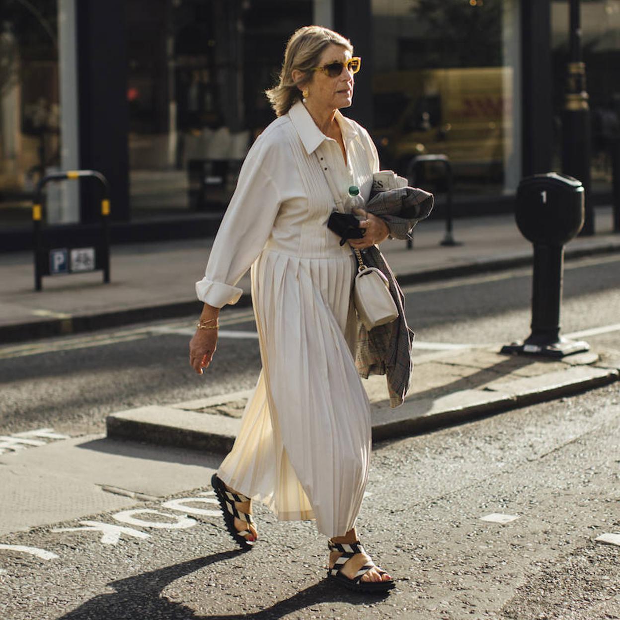 Pincha en la foto para ver los 10 chollos que nos gustaría encontrar en las rebajas de verano de Mango