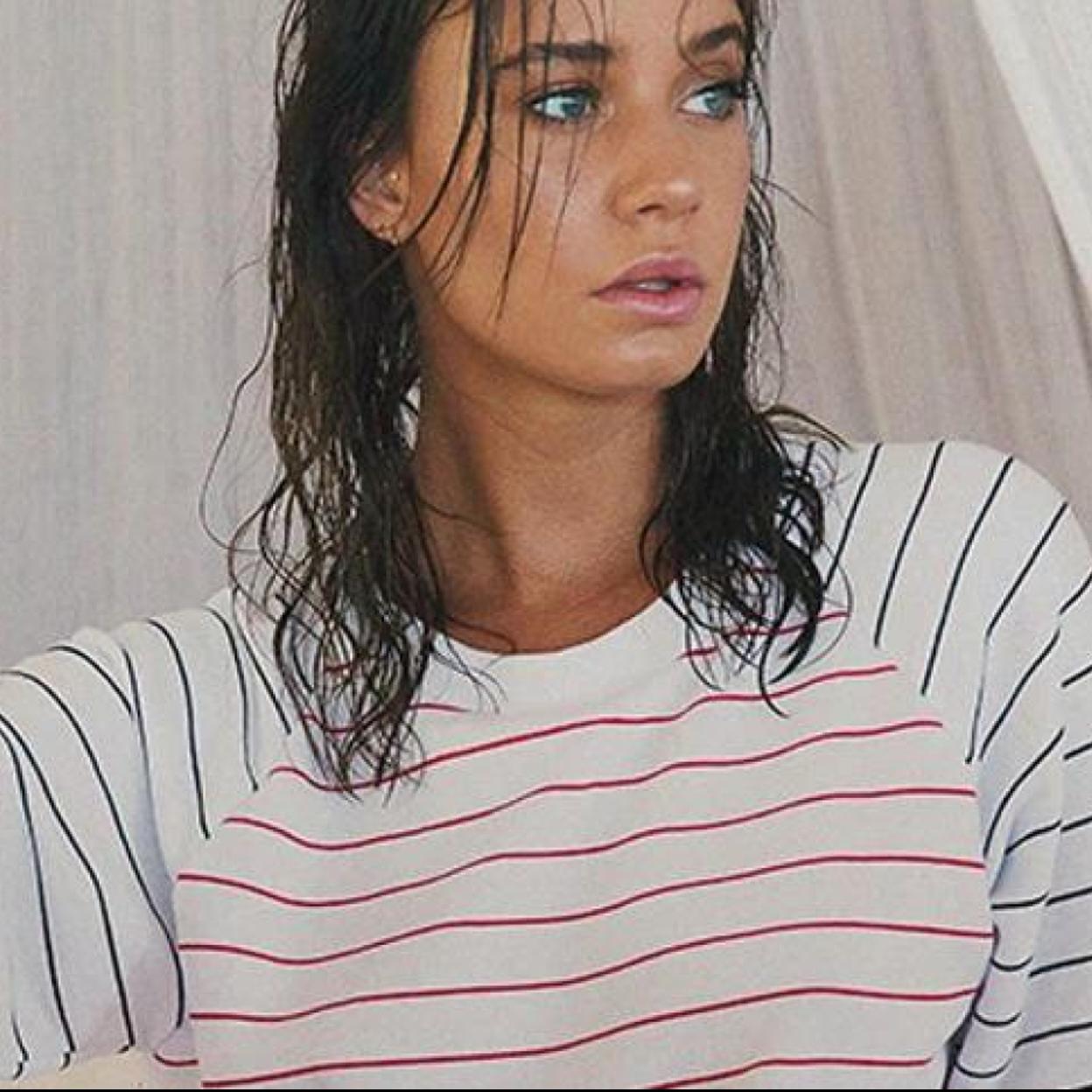 Pincha en la imagen para conocer las mejores aguas micelares con las que conseguirás una piel limpia y fresca en segundos.