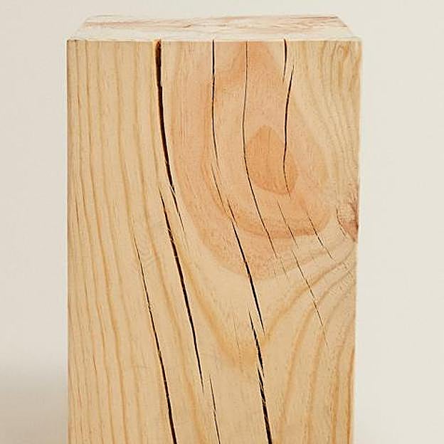 Tronco de madera natural de Zara Home.