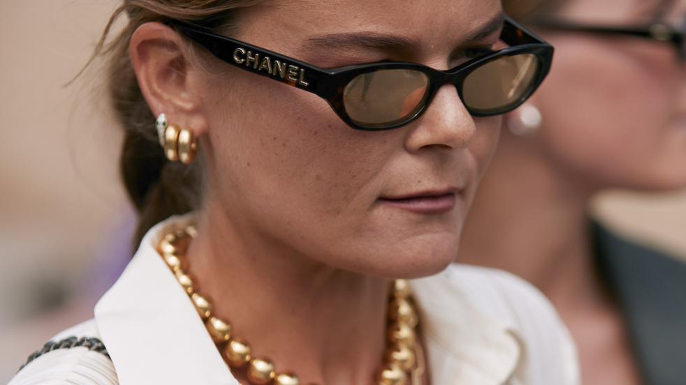 Los accesorios que convertirán tu look básico en uno sofisticado y original para arrasar en verano