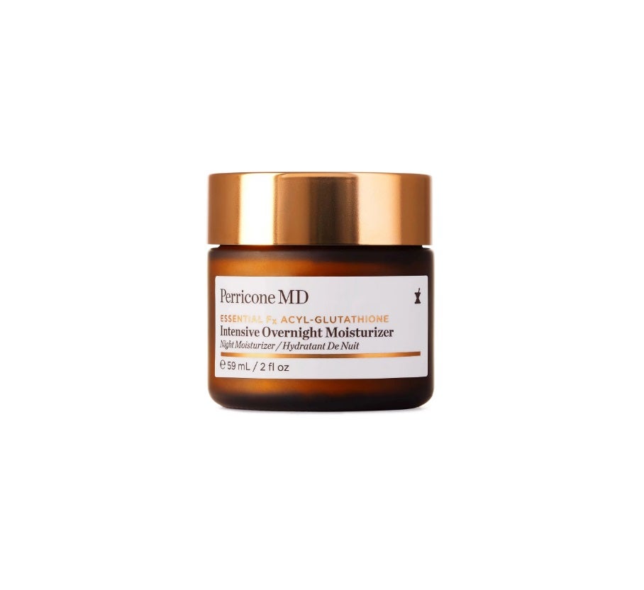 Crema de noche Essential Fx Acyl-glutathione de Perricone MD. Una hidratante nocturna con textura aterciopelada que además de nutrir y rejuvenecer el rostro, combate el descolgamiento del óvalo facial y la papada. ( 165 euros )