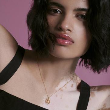 Imagen secundaria 1 - Las marcas de joyas más originales y elegantes que necesitas conocer si quieres hacer tu estilo único