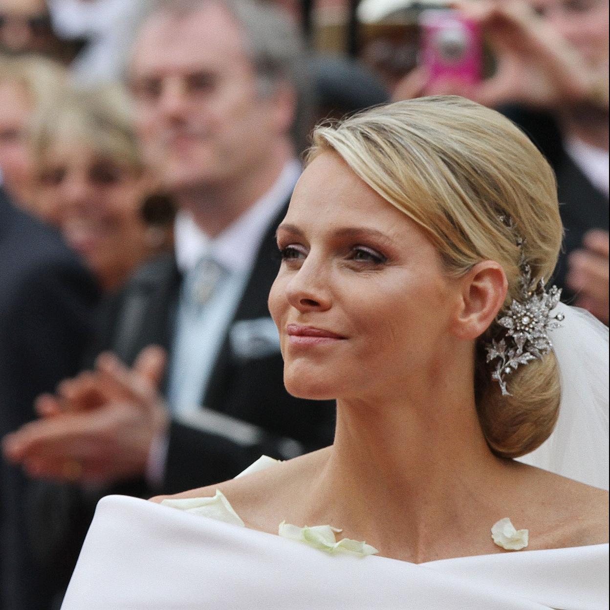 Hace una década Charlène y Alberto II se casaron en Mónaco: ¿fue la princesa una novia a la fuga? ¿Qué hay detrás de este rumor?