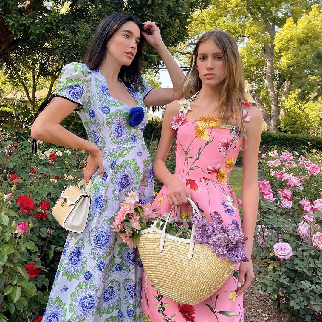 Cerramos nuestro repaso de básicos con el 'it bag' del verano: el capazo. Este es de Mark Cross y está a la venta en Amazon (cpv).