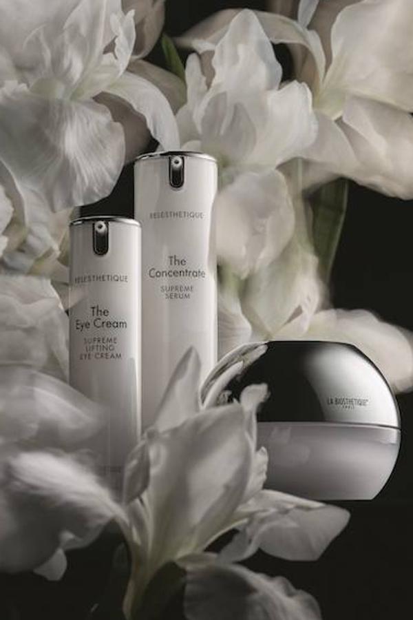 Un lujo para la piel con efecto lifting y compuesto por principios vegetales como el iris – aroma principal de esta gama - y la trufa blanca. Una rutina compuesta por productos (contorno, sérum y crema) con resultados visibles desde la primera aplicación. (The Eye Cream 99 euros, The Concentrate 134 euros, The Cream 248 euros).