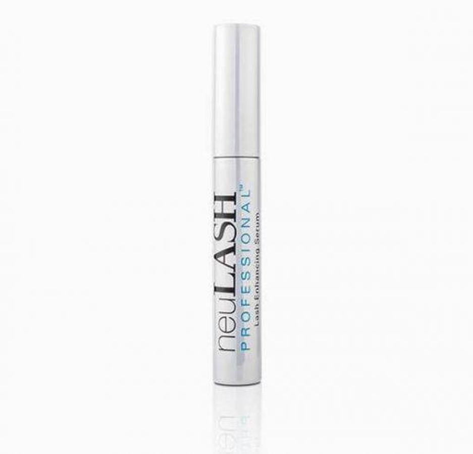 Los beneficios de la fórmula fortalecedora de este tratamiento ayudan si tienes las pestañas cortas, finas o poca cantidad. Sus ingredientes son de gran eficacia.