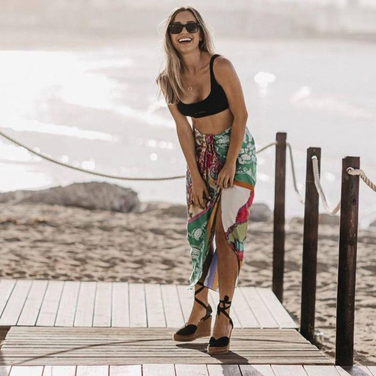 Pincha en la foto para ver los 10 looks de influencers que arrasan en Instagram y que querrás copiar este verano para una maleta de vacaciones perfecta
