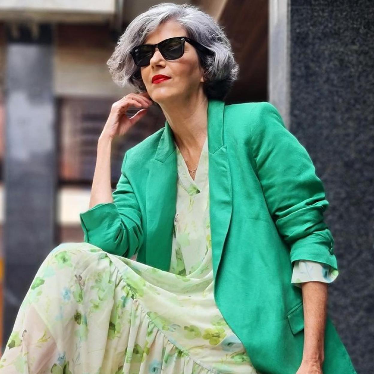 Pincha en la imagen para ver los vestidos de invitada que puedes comprar en las segundas rebajas de Sfera por muy poco.