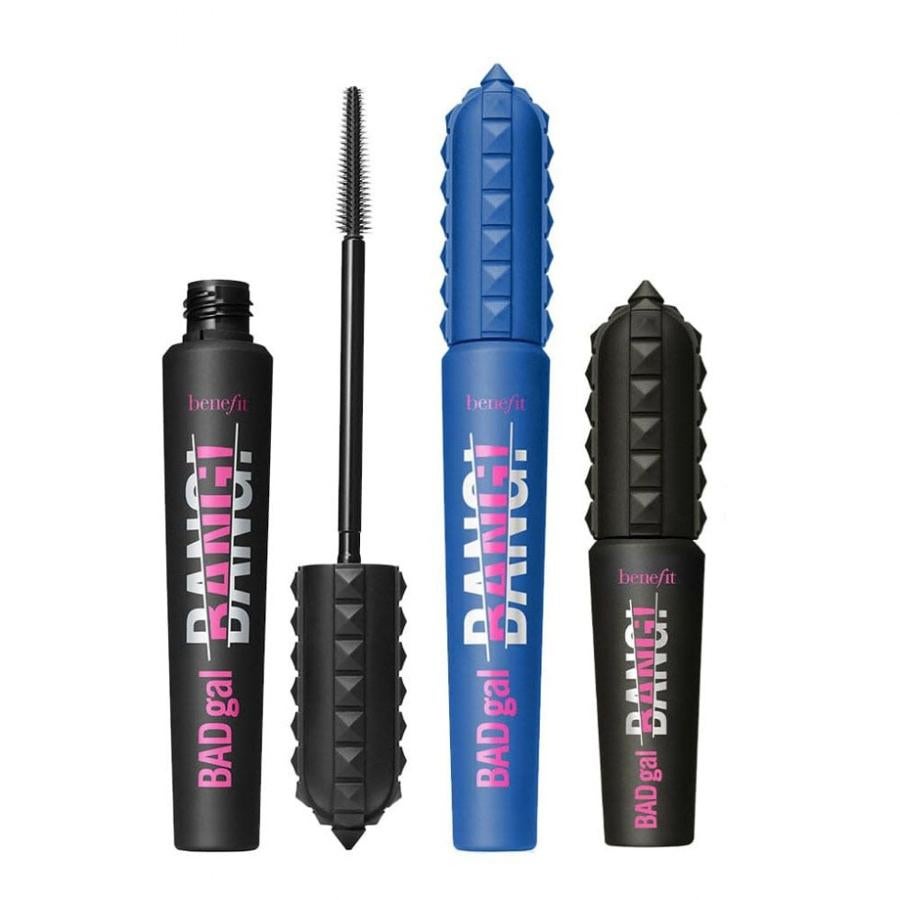 Si en tal caso te quedas dormida con la máscara de pestañas (por favor, siempre antes de dormir desmaquíllate) este producto a parte de aguntar el agua en grandes cantidades, su efecto tiene una duración de más de 36 horas. Para el verano nos encanta la opción en azul eléctico con estética de los noventa. 28,99 euros. 