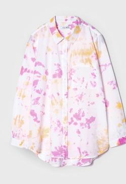 Imagen secundaria 2 - Zapatillas de Victoria, camiseta de Mod Wave Movement y camisa de Venca.